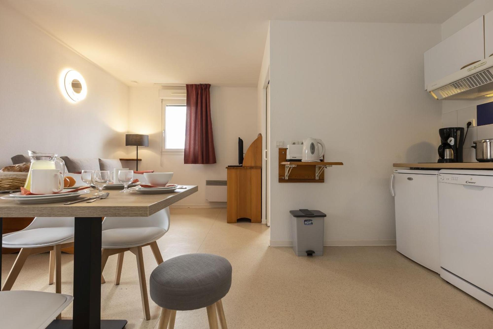 Residence Odalys Mille Soleils Font-Romeu-Odeillo-Via Екстер'єр фото