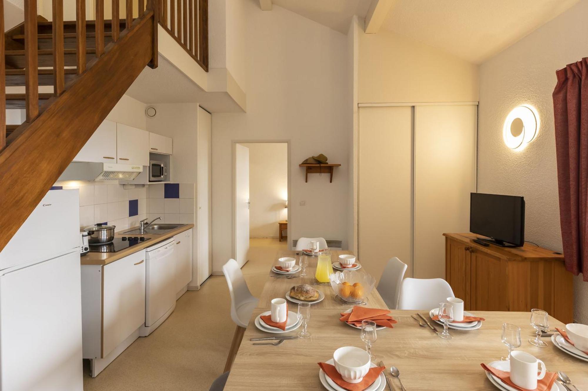 Residence Odalys Mille Soleils Font-Romeu-Odeillo-Via Екстер'єр фото
