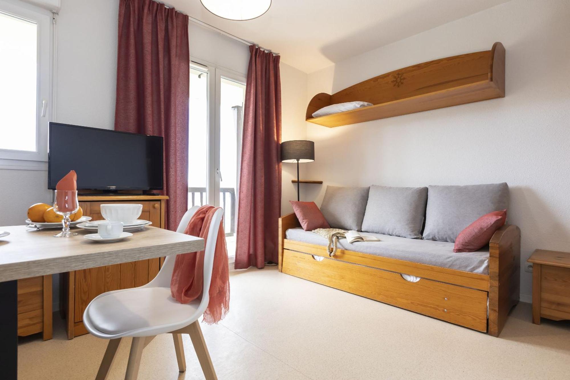Residence Odalys Mille Soleils Font-Romeu-Odeillo-Via Екстер'єр фото